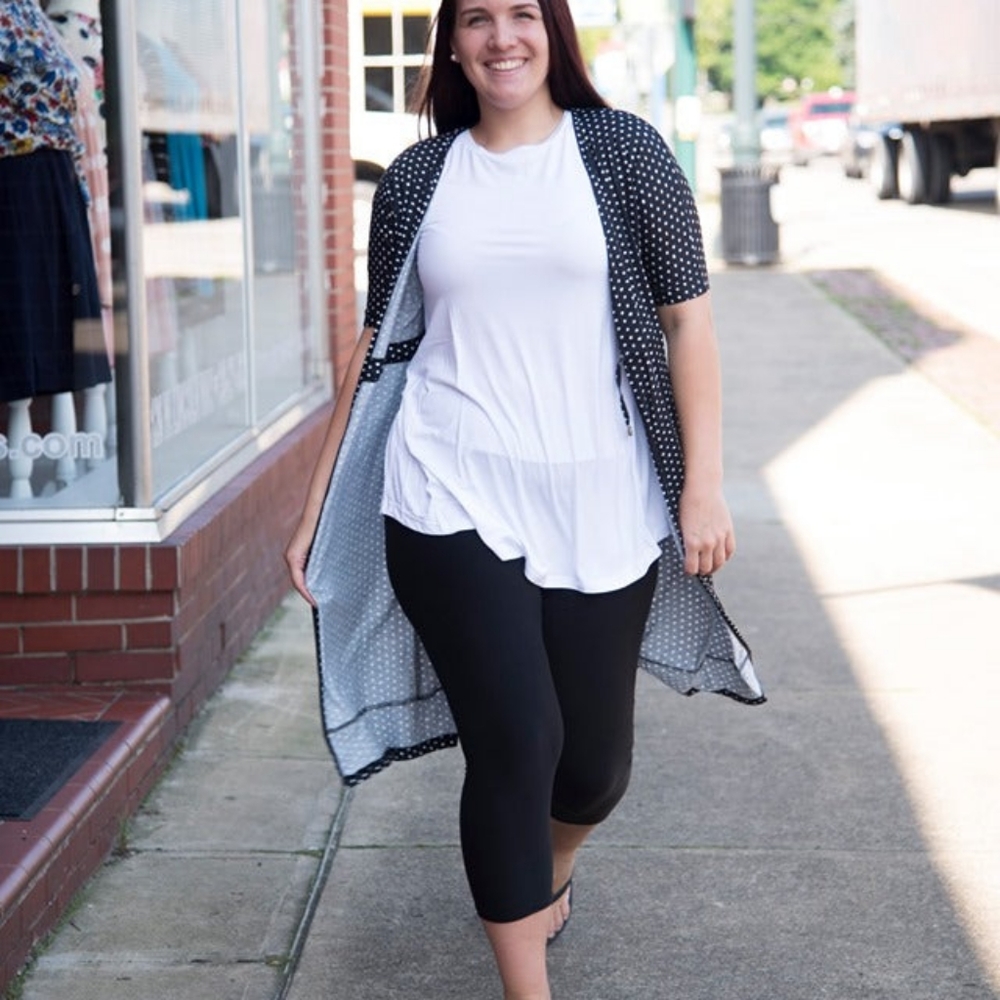 Jamby Styles Cardigans - Picture 4 of 4